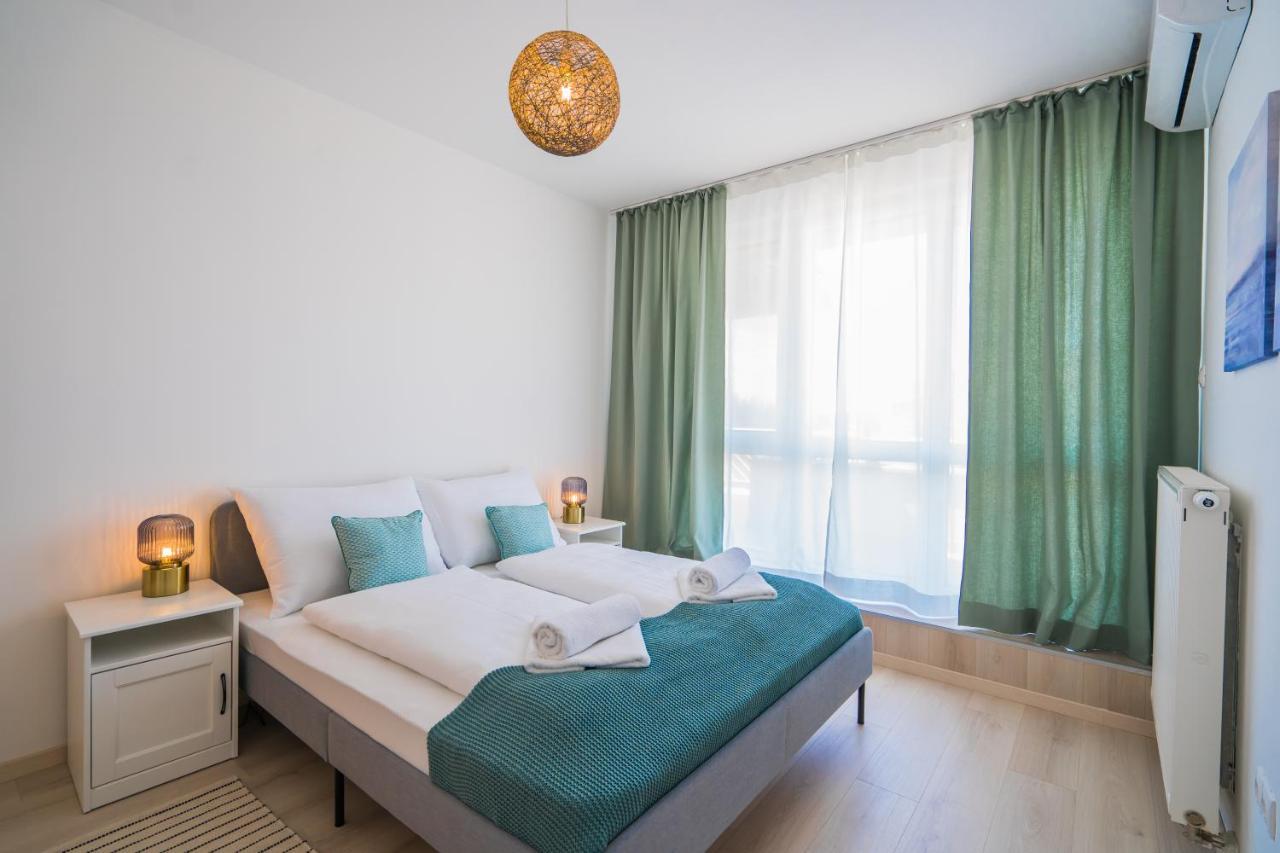 Myflat Golden Coast Panorama Apartment Siofok Exterior photo