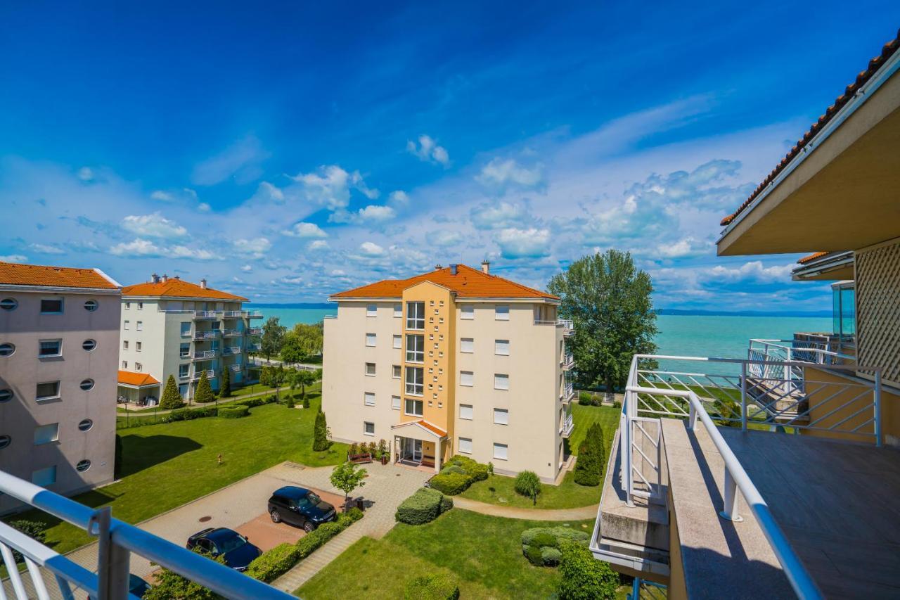 Myflat Golden Coast Panorama Apartment Siofok Exterior photo